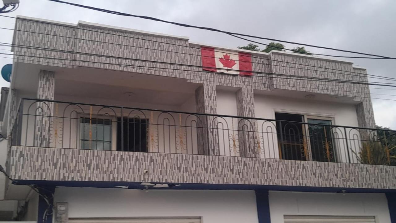 Canadian House Tolú Exterior foto